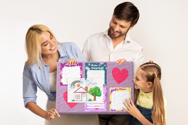 Tableau en liège Carnets colorés à motif de cœur