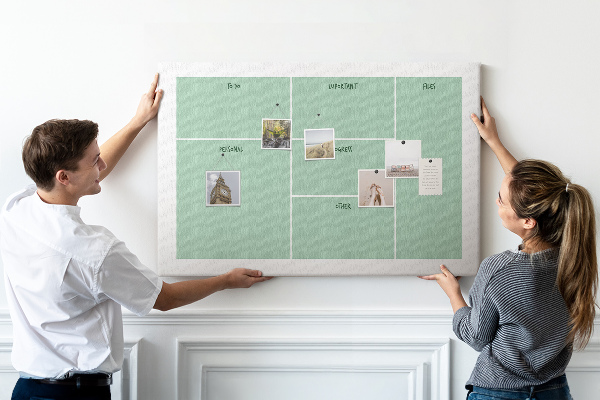 Tableau de liège Organiser les tâches sous forme de tableau
