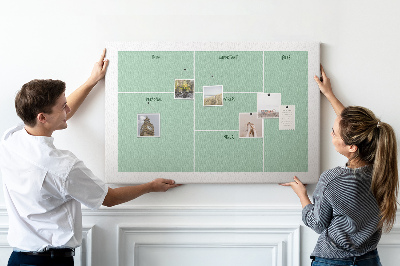 Tableau de liège Organiser les tâches sous forme de tableau