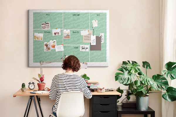 Tableau de liège Organiser les tâches sous forme de tableau