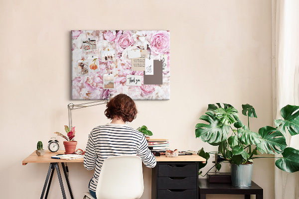 Tableau en liège Motif floral dans les tons de rose.