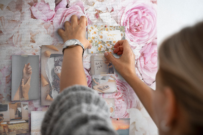 Tableau en liège Motif floral dans les tons de rose.