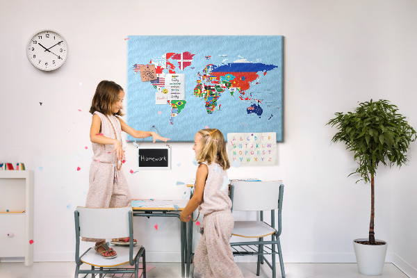 Tableau affichage liège Carte du monde avec les drapeaux des pays