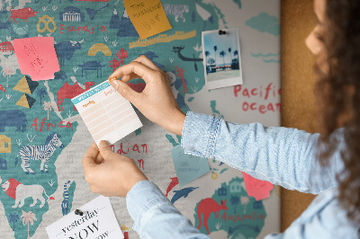 Tableau en liège Carte du monde colorée avec des icônes d'animaux