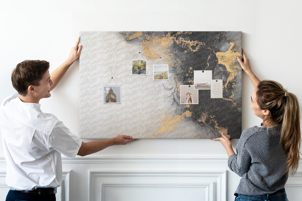 Tableau affichage liège Une abstraction élégante dans des nuances de noir.