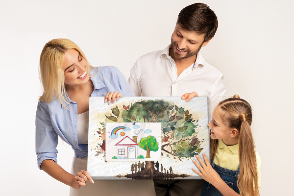 Tableau affichage liège L'Arbre de Vie avec des gens à l'ombre