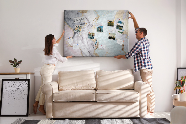 Tableau affichage liège Motif marbré élégant avec des accents dorés