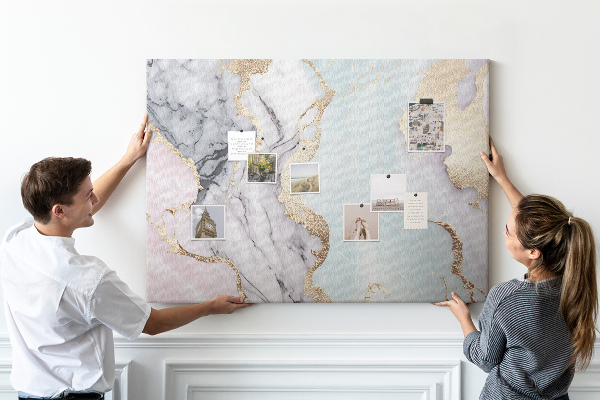 Tableau affichage liège Motif marbré élégant avec des accents dorés