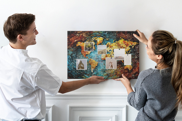 Tableau affichage liège Carte du monde colorée de style abstrait