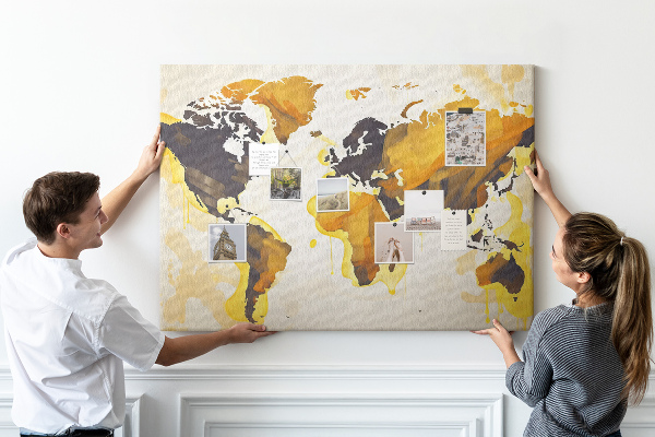 Tableau affichage liège Carte du monde abstraite aux couleurs chaudes