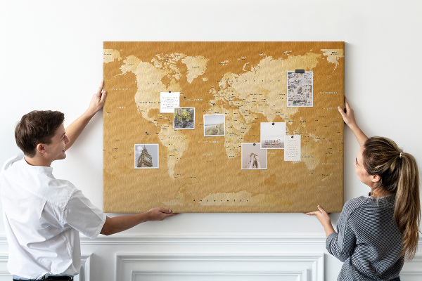 Tableau en liège Une carte du monde dans des tons de brun