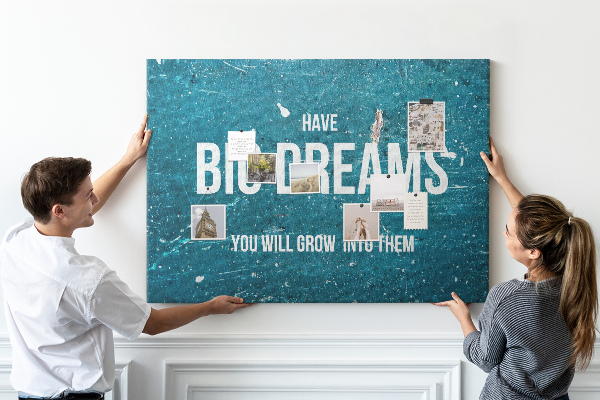 Tableau affichage liège Les rêves grandissent sur un fond bleu