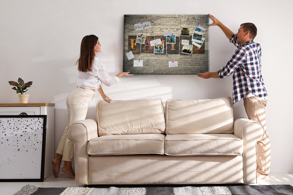 Tableau affichage liège Lettres de famille sur fond de bois