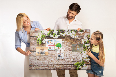 Tableau de liège Fleurs sur fond de planche en bois
