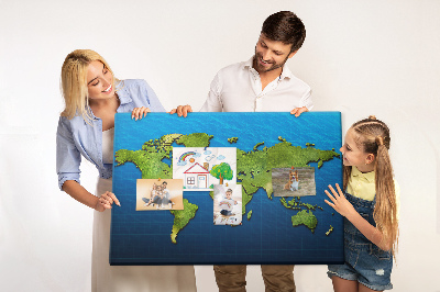 Tableau de liège Carte du monde verte avec l'océan en arrière-plan