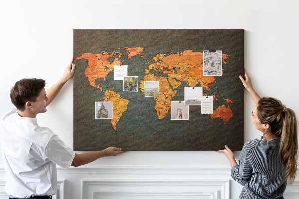 Tableau de liège Une ancienne carte du monde aux teintes chaudes