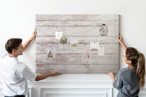 Tableau en liège Planche de style rustique avec des éraflures