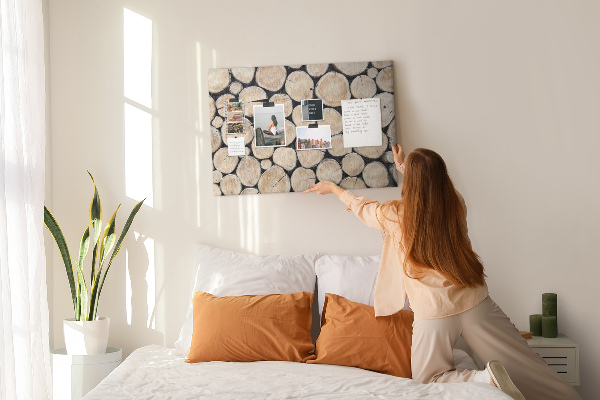 Tableau affichage liège Cercles en bois naturel en arrière-plan