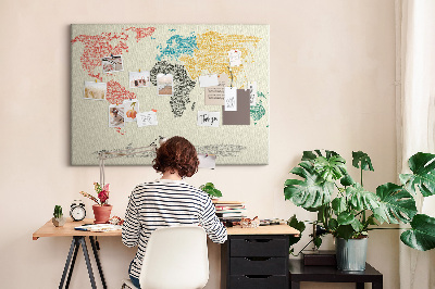 Tableau en liège Une carte du monde en mots et en couleurs