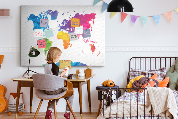 Tableau affichage liège Carte du monde polygonale colorée
