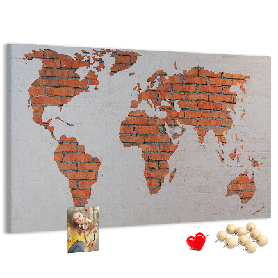 Tableau affichage liège Une carte du monde contre un mur de briques