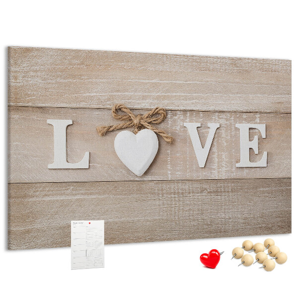 Tableau en liège L'amour exprimé dans des lettres en forme de cœur en bois