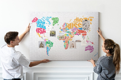 Tableau en liège Carte du monde colorée avec les noms des pays