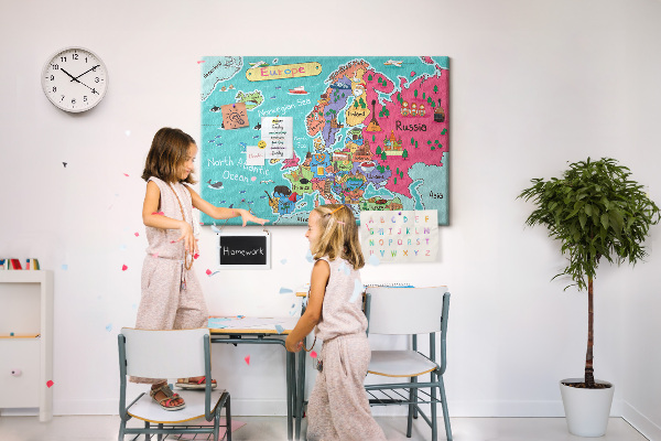 Tableau affichage liège Carte colorée de l'Europe avec les noms des pays