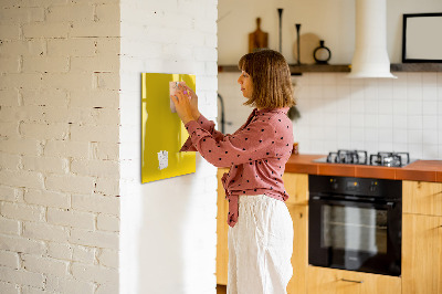 Tableau magnétique décoratif couleur jaune clair