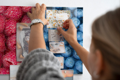 Tableau magnétique mural Myrtilles et framboises