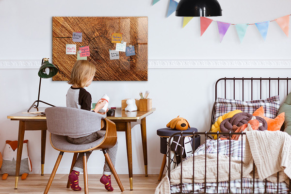 Tableau magnétique effaçable Organiseur de photos sur une planche en bois