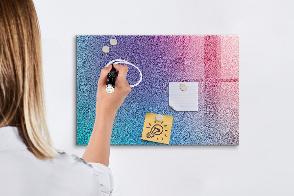 Tableau effaçable magnétique Un tableau coloré pour les notes et les photos