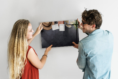 Tableau magnétique effaçable Une boîte pour les souvenirs et les notes