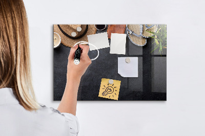 Tableau magnétique effaçable Une boîte pour les souvenirs et les notes