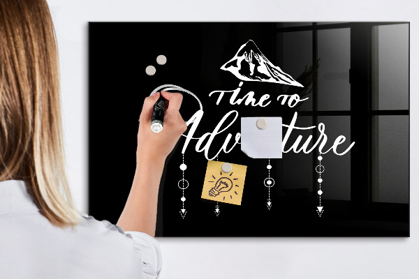 Tableau effaçable magnétique Un tableau élégant pour présenter des souvenirs
