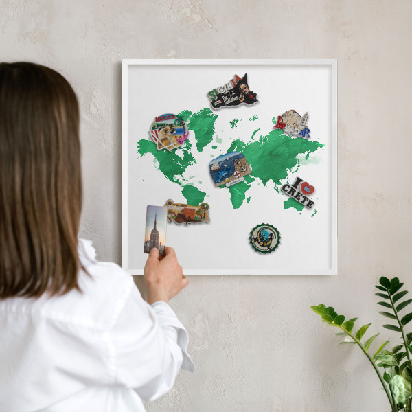 Tableau mural pour aimants dans un cadre noir Carte verte