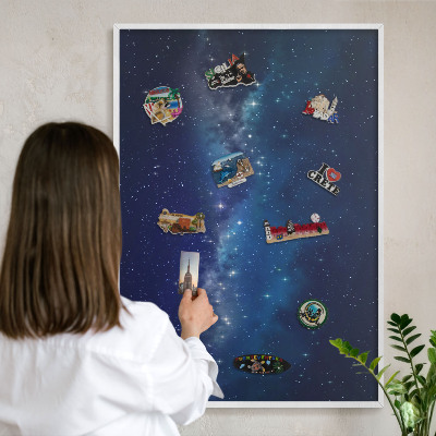 Tableau mural pour aimants dans un cadre noir Espace stellaire