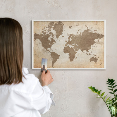 Tableau mural pour aimants dans un cadre noir Carte du monde