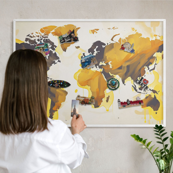 Tableau mural pour aimants dans un cadre noir Carte du monde