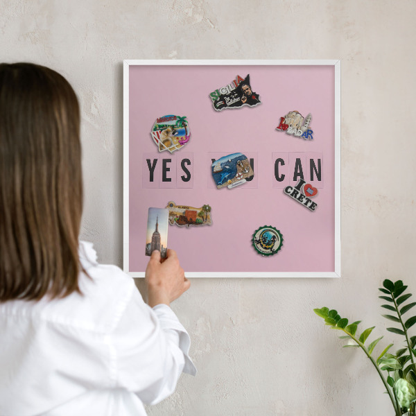Tableau mural pour aimants dans un cadre noir De la motivation au quotidien
