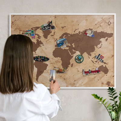 Tableau mural pour aimants dans un cadre noir Carte du monde