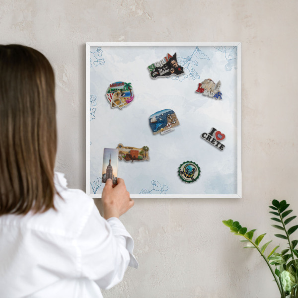 Tableau mural pour aimants dans un cadre noir Élégance florale