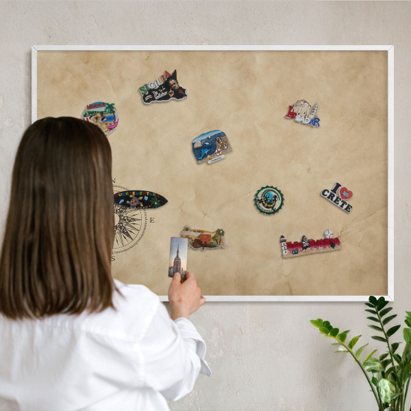 Tableau mural pour aimants dans un cadre noir Rose des vents