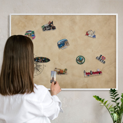 Tableau mural pour aimants dans un cadre noir Rose des vents