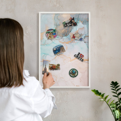 Tableau mural pour aimants dans un cadre noir Formes pastel
