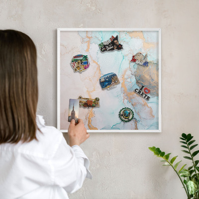 Tableau mural pour aimants dans un cadre noir Formes pastel
