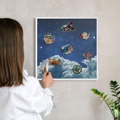 Tableau mural pour aimants dans un cadre noir Nuit cosmique