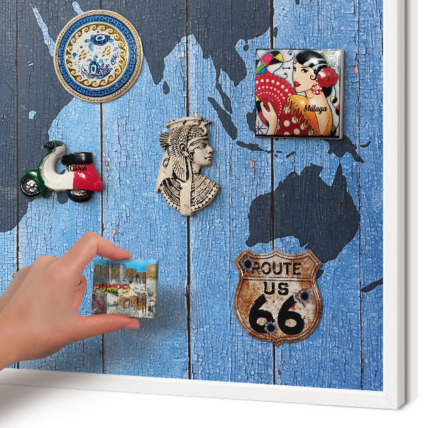 Tableau mural pour aimants dans un cadre noir Carte du monde