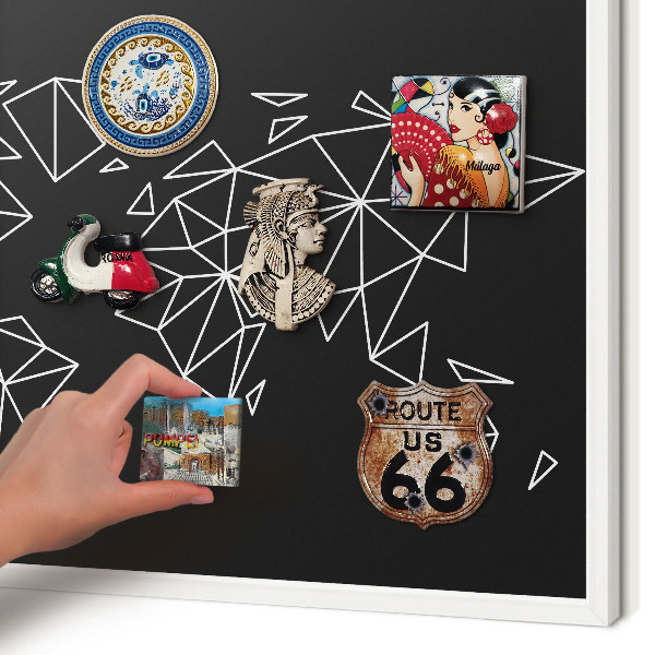 Tableau mural pour aimants dans un cadre noir Carte du monde