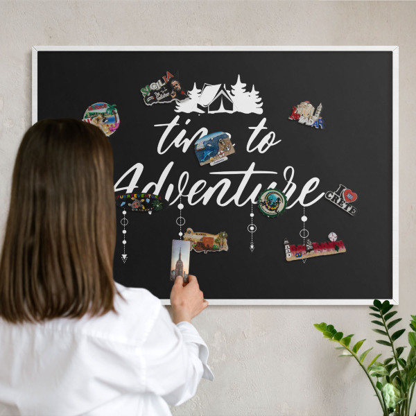 Panneau magnétique décoratif cadre noir L'aventure vous attend